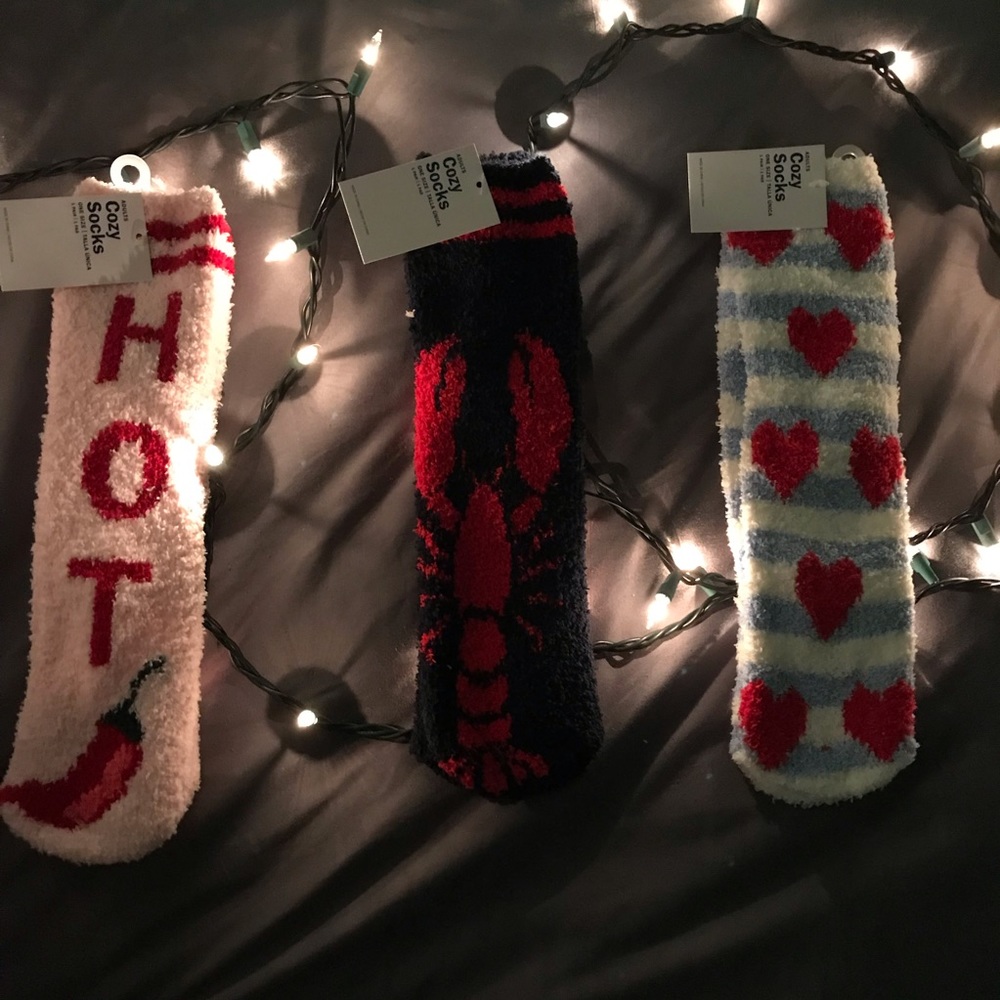 🌹(BUNDLE) Three Pairs of Fluffy Socks